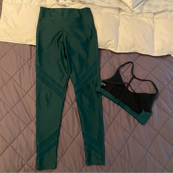 Onzie size small/medium Flow Mesh Insert High Rise Legging pant and bralette top - Picture 2 of 11